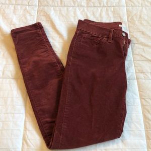 Rust colored corduroy Levi’s